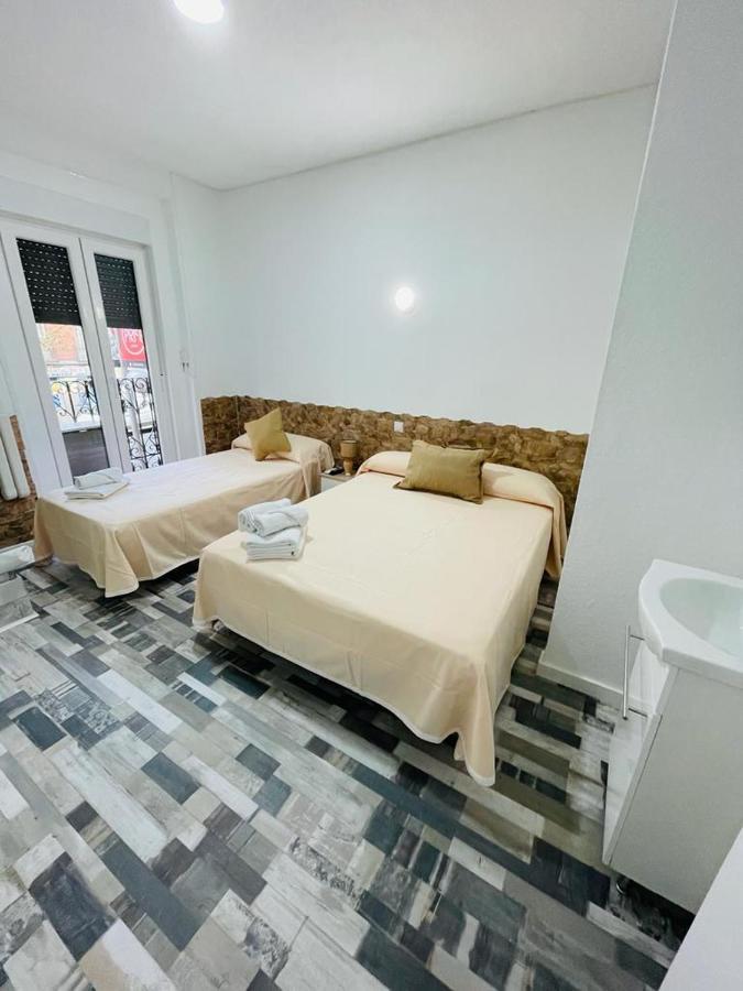 Guest house Noche Y Dia 2*